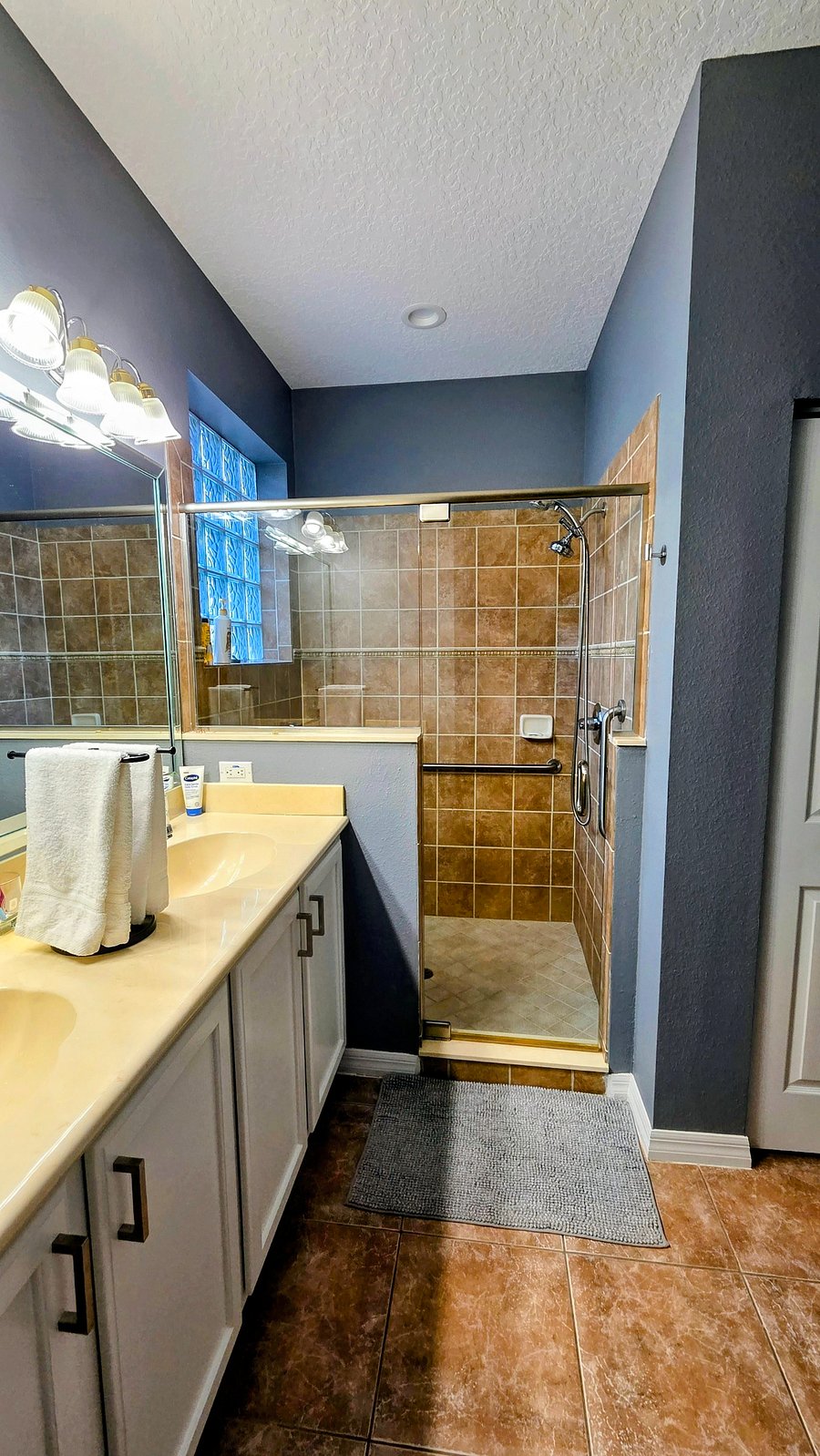Furnished Finder property 1002608_1 photo 9