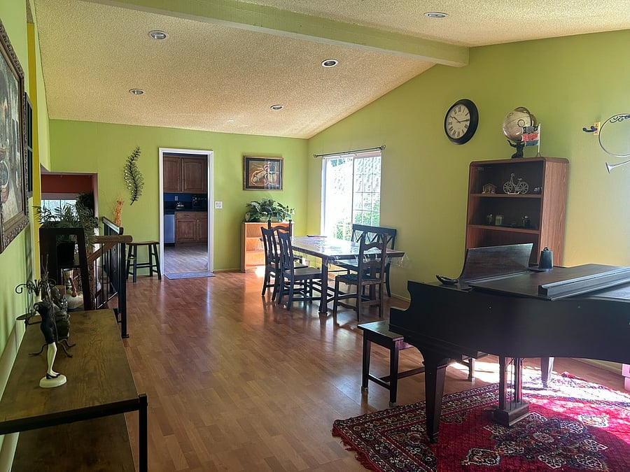 Furnished Finder property 1002610_1 photo 14