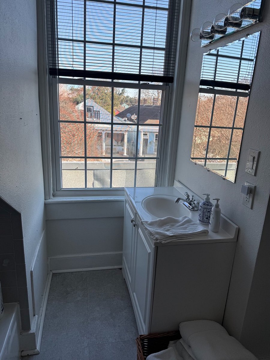 Furnished Finder property 1002633_1 photo 9