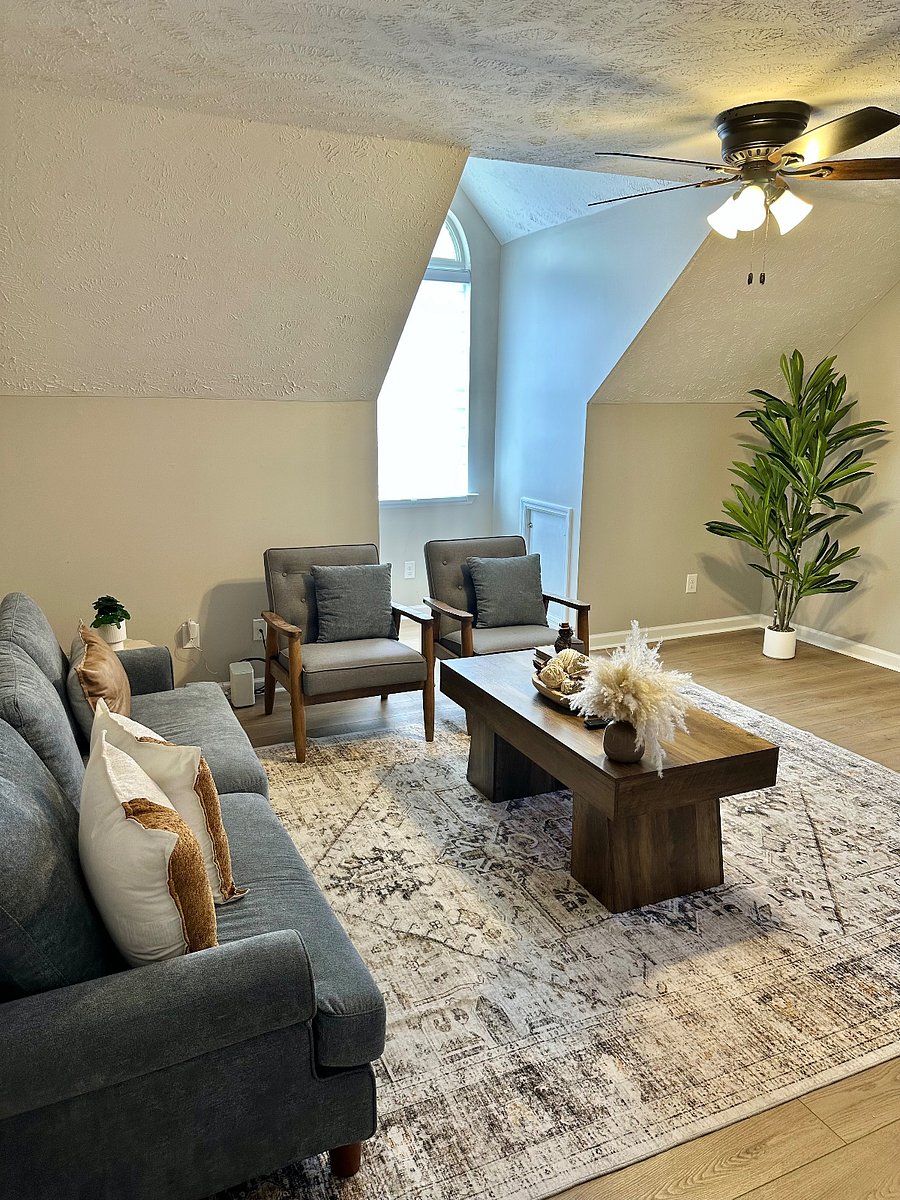 Furnished Finder property 1002638_1 photo 35