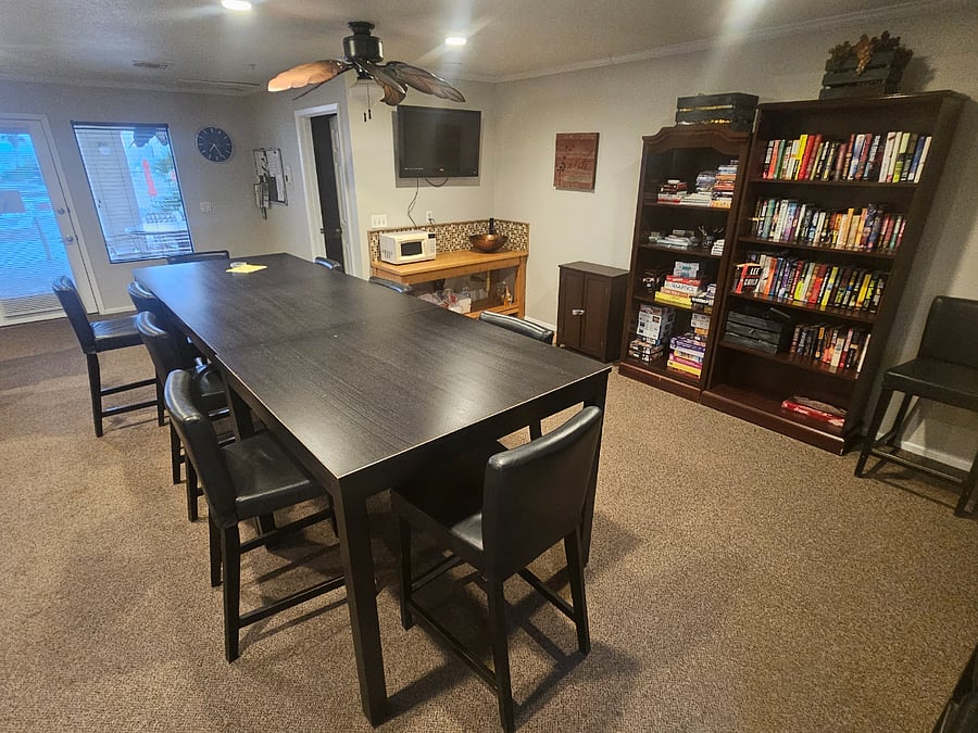 Furnished Finder property 1002647_1 photo 13