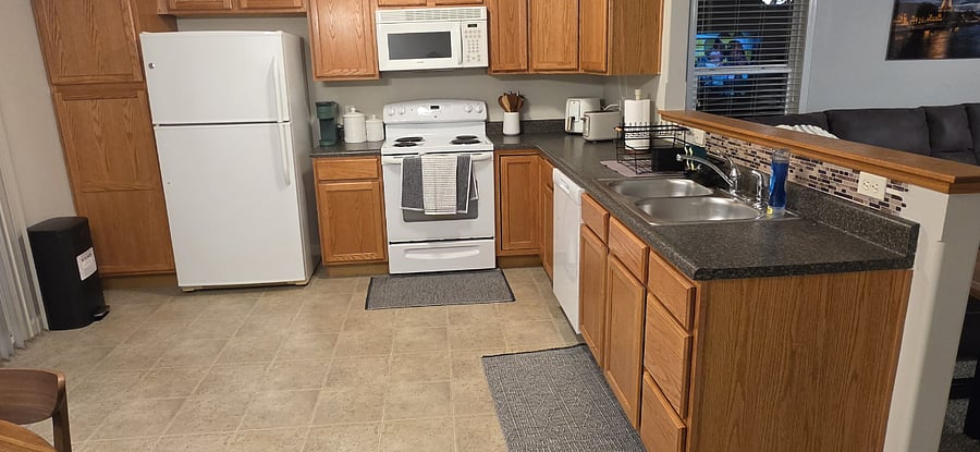 Furnished Finder property 1002654_1 photo 7