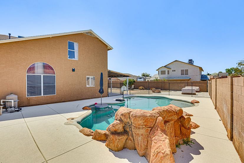 Furnished Finder property 1002658_1 photo 1