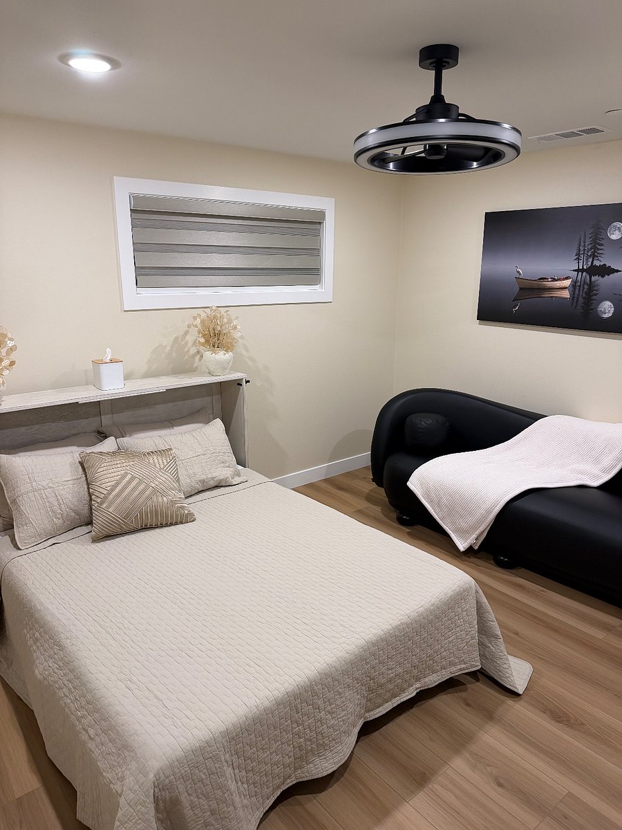 Bedroom 3/Flex room  - Murphy bed