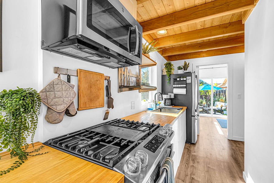 Furnished Finder property 1002662_1 photo 15