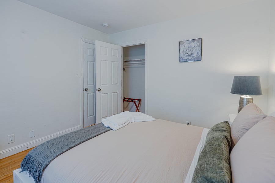Furnished Finder property 1002664_1 photo 21