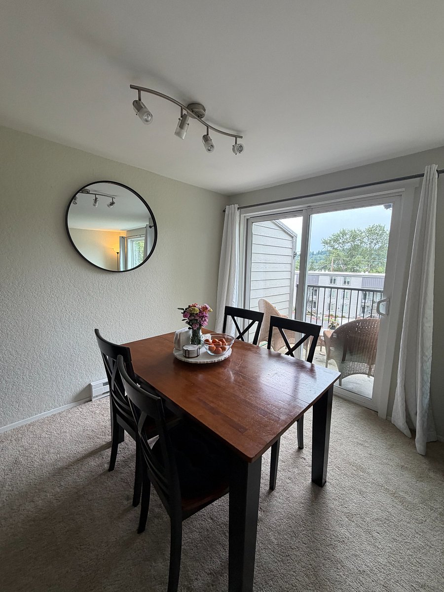 Furnished Finder property 1002665_1 photo 2