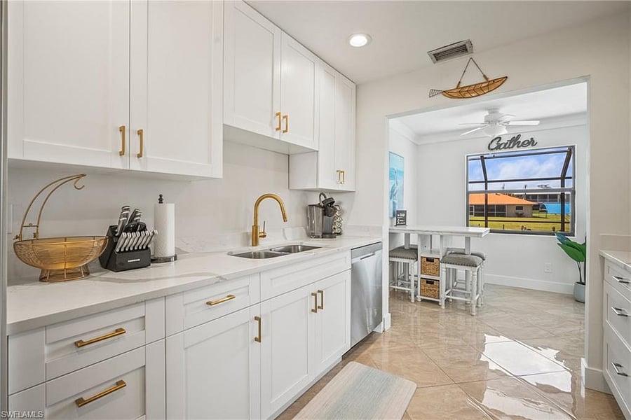 Furnished Finder property 1002675_1 photo 11