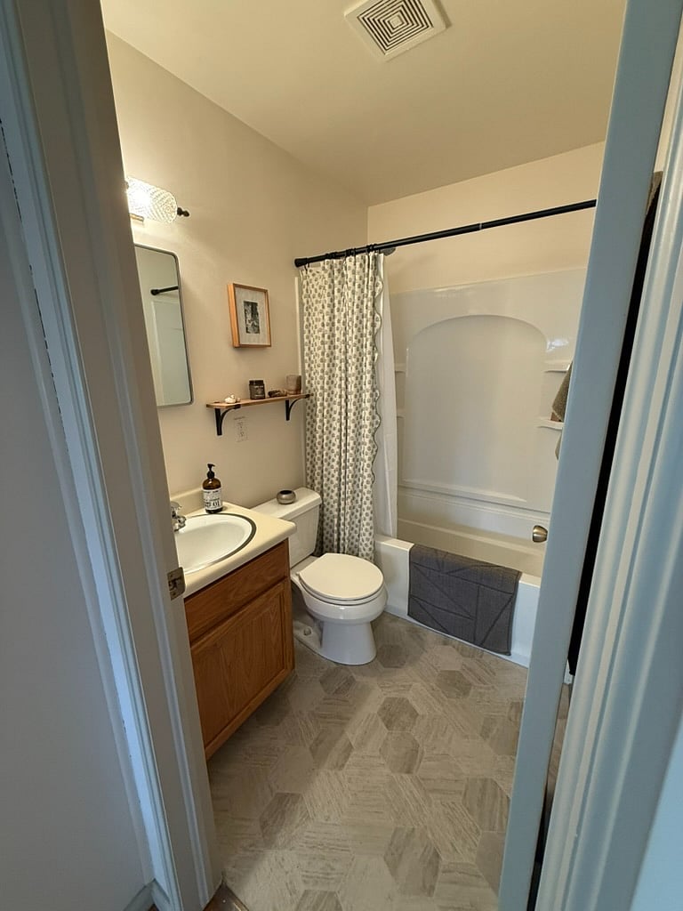 Furnished Finder property 1002676_1 photo 12