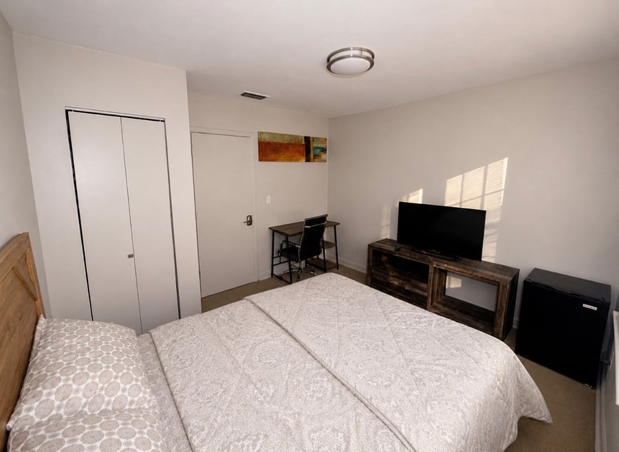 Furnished Finder property 1002678_1 photo 15