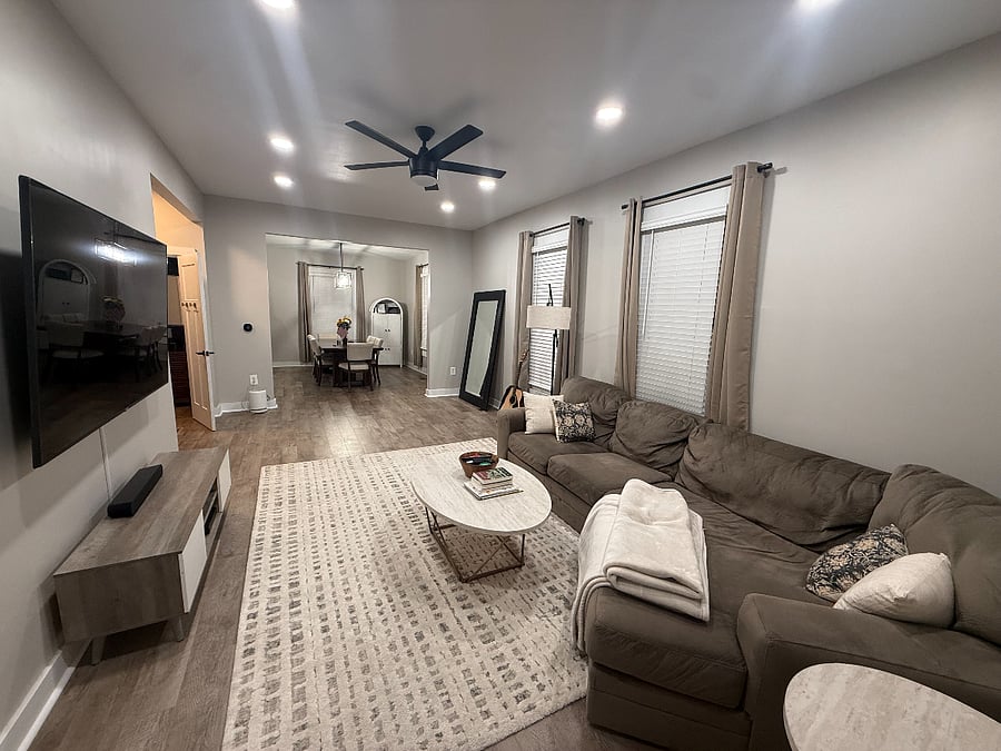 Furnished Finder property 1002684_1 photo 3