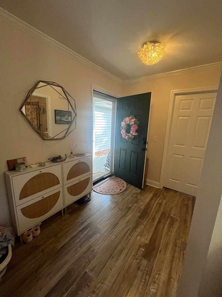Furnished Finder property 1002690_1 photo 3