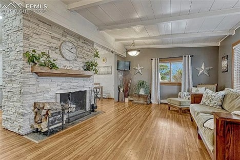 Furnished Finder property 1002693_1 photo 3