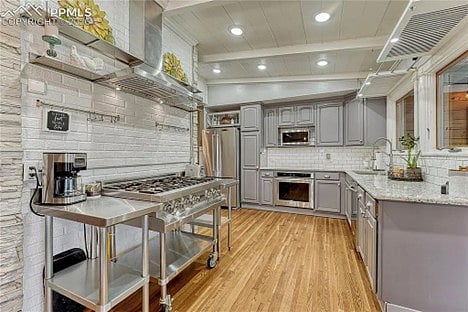 Furnished Finder property 1002693_1 photo 7