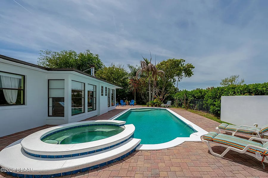 Furnished Finder property 1002707_1 photo 26