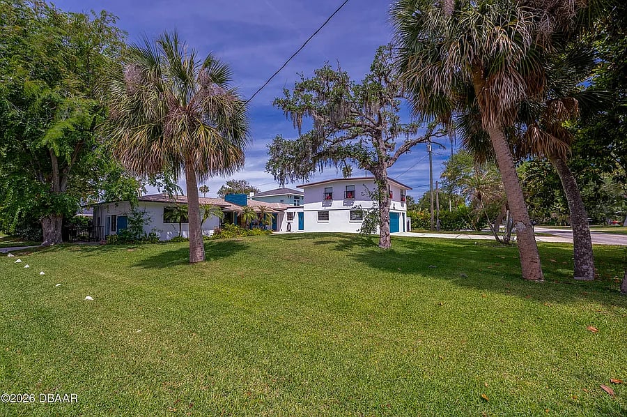 Furnished Finder property 1002707_1 photo 36