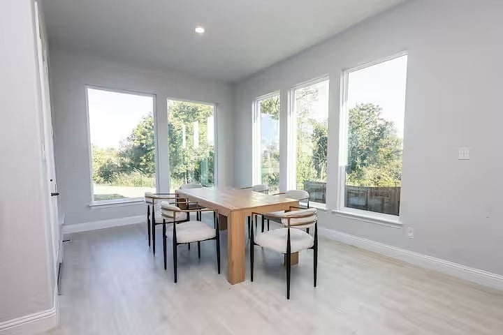 Furnished Finder property 1002711_1 photo 3
