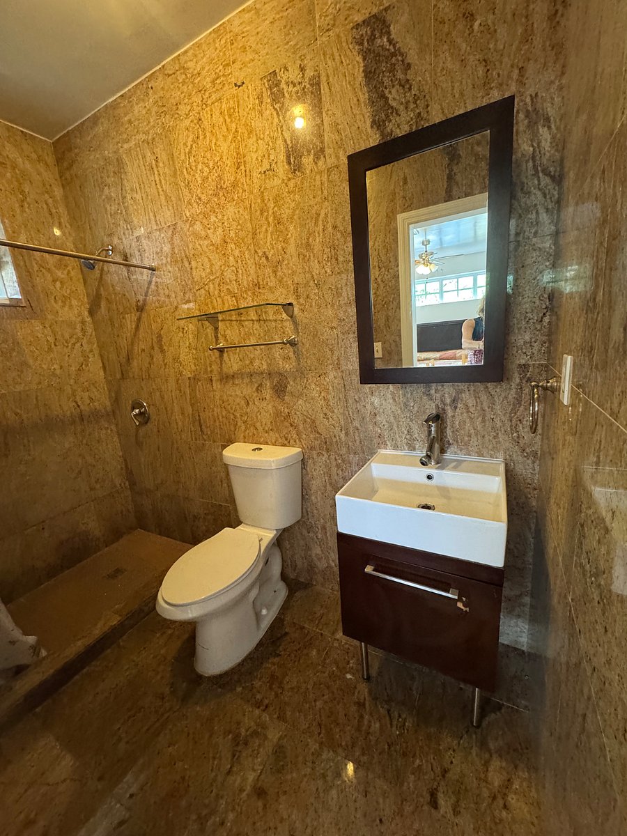 Furnished Finder property 1002718_1 photo 8