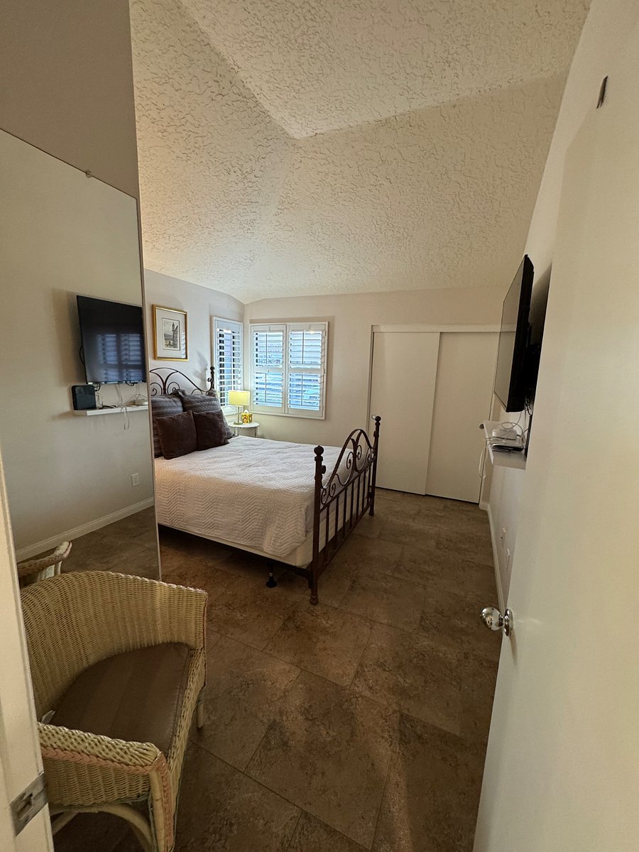 Furnished Finder property 1002723_1 photo 18