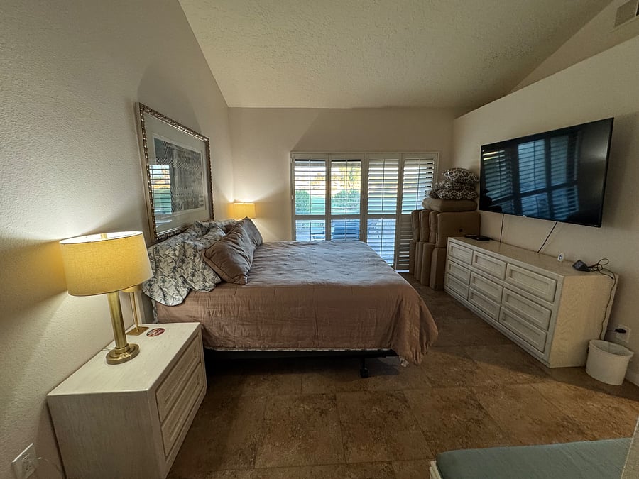 Furnished Finder property 1002723_1 photo 14