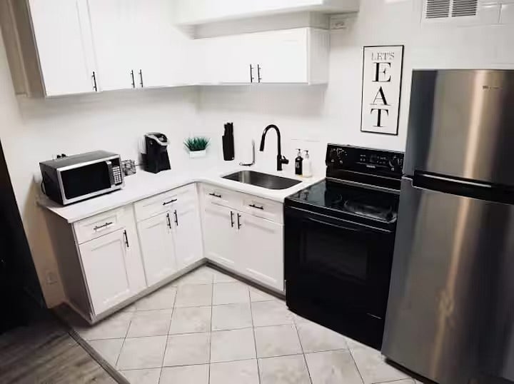 Furnished Finder property 1002730_1 photo 6