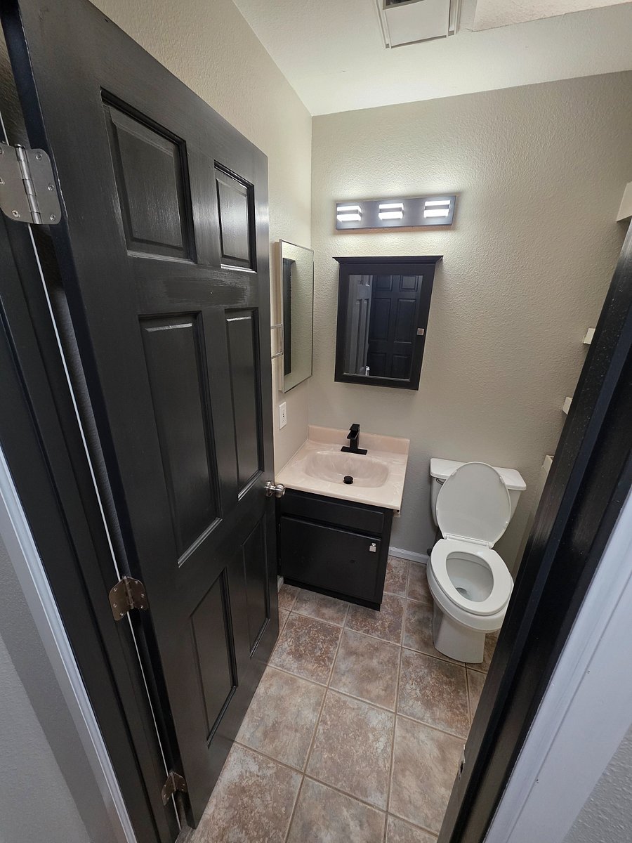 Furnished Finder property 1002734_1 photo 8