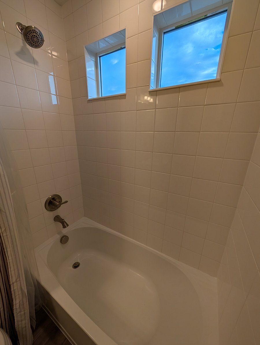 Furnished Finder property 1002736_1 photo 10