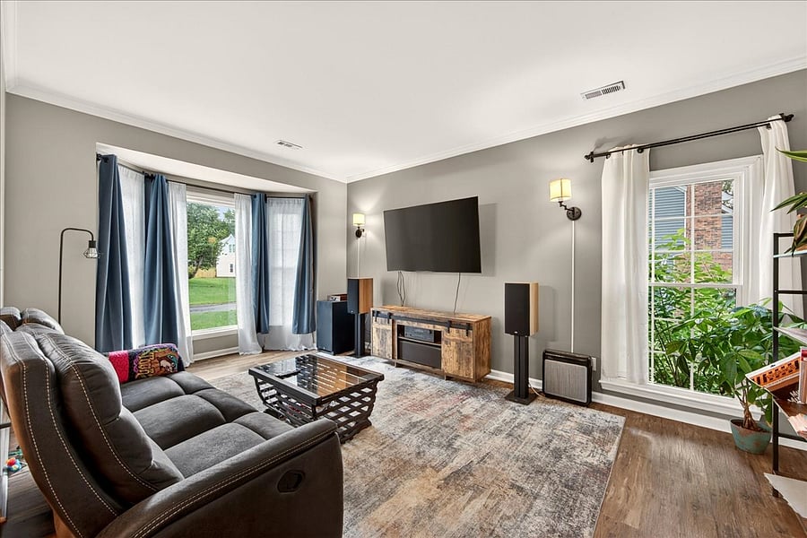 Furnished Finder property 1002737_1 photo 4