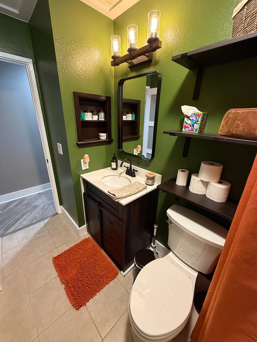Furnished Finder property 1002740_1 photo 17