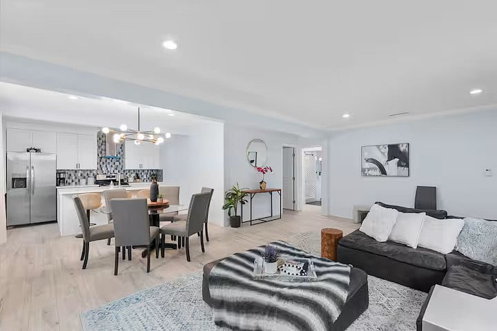 Furnished Finder property 1002746_1 photo 3