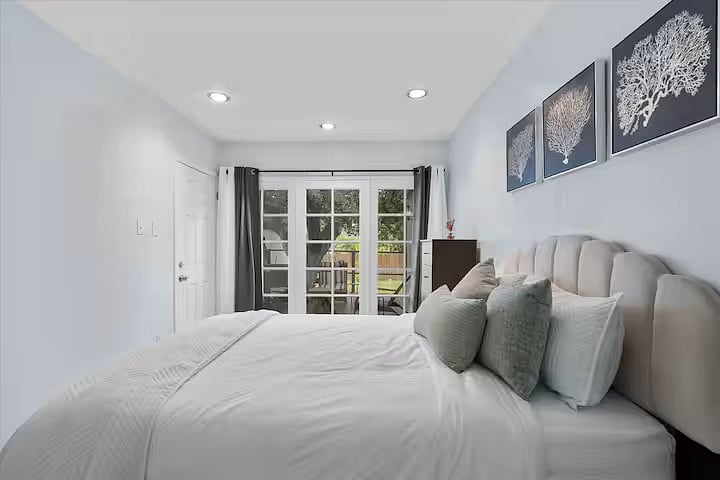 Furnished Finder property 1002746_1 photo 11