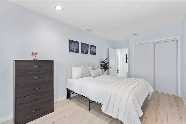 Furnished Finder property 1002746_1 photo 12