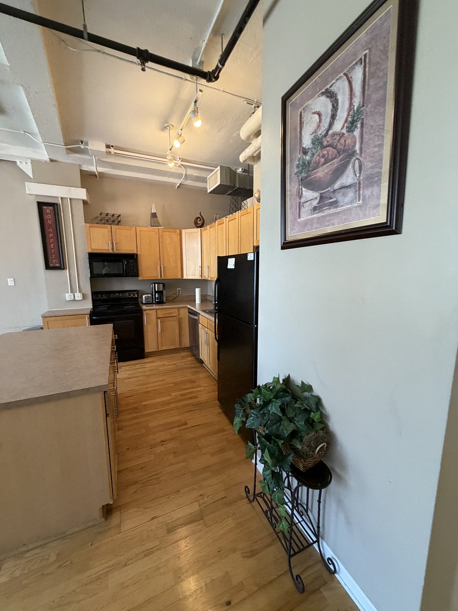 Furnished Finder property 1002750_1 photo 7