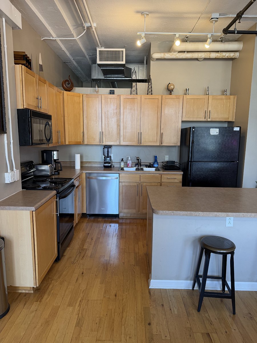 Furnished Finder property 1002750_1 photo 9