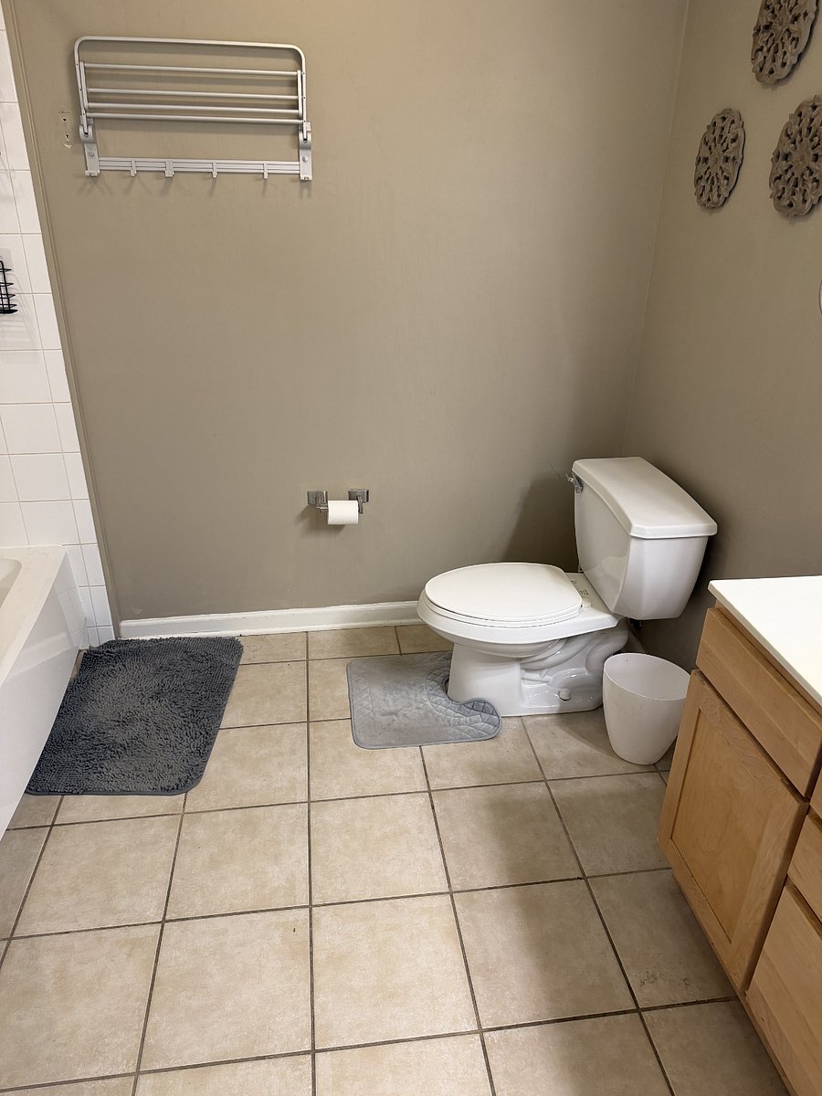 Furnished Finder property 1002750_1 photo 24