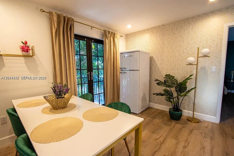 Furnished Finder property 1002762_1 photo 5