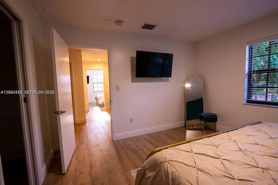 Furnished Finder property 1002762_1 photo 7