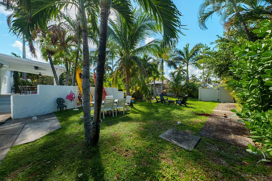 Furnished Finder property 1002766_1 photo 16