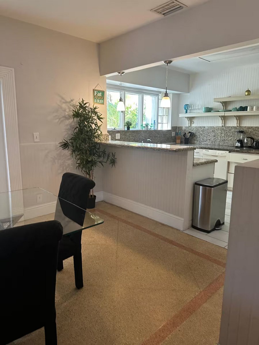 Furnished Finder property 1002766_1 photo 21