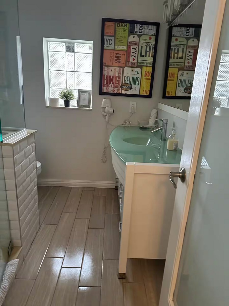 Furnished Finder property 1002766_1 photo 34