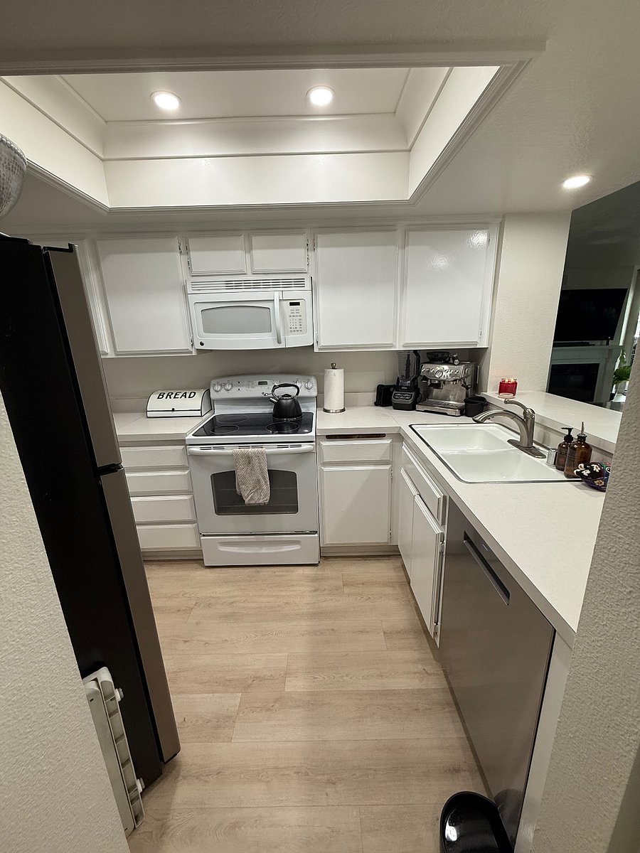 Furnished Finder property 1002769_1 photo 10