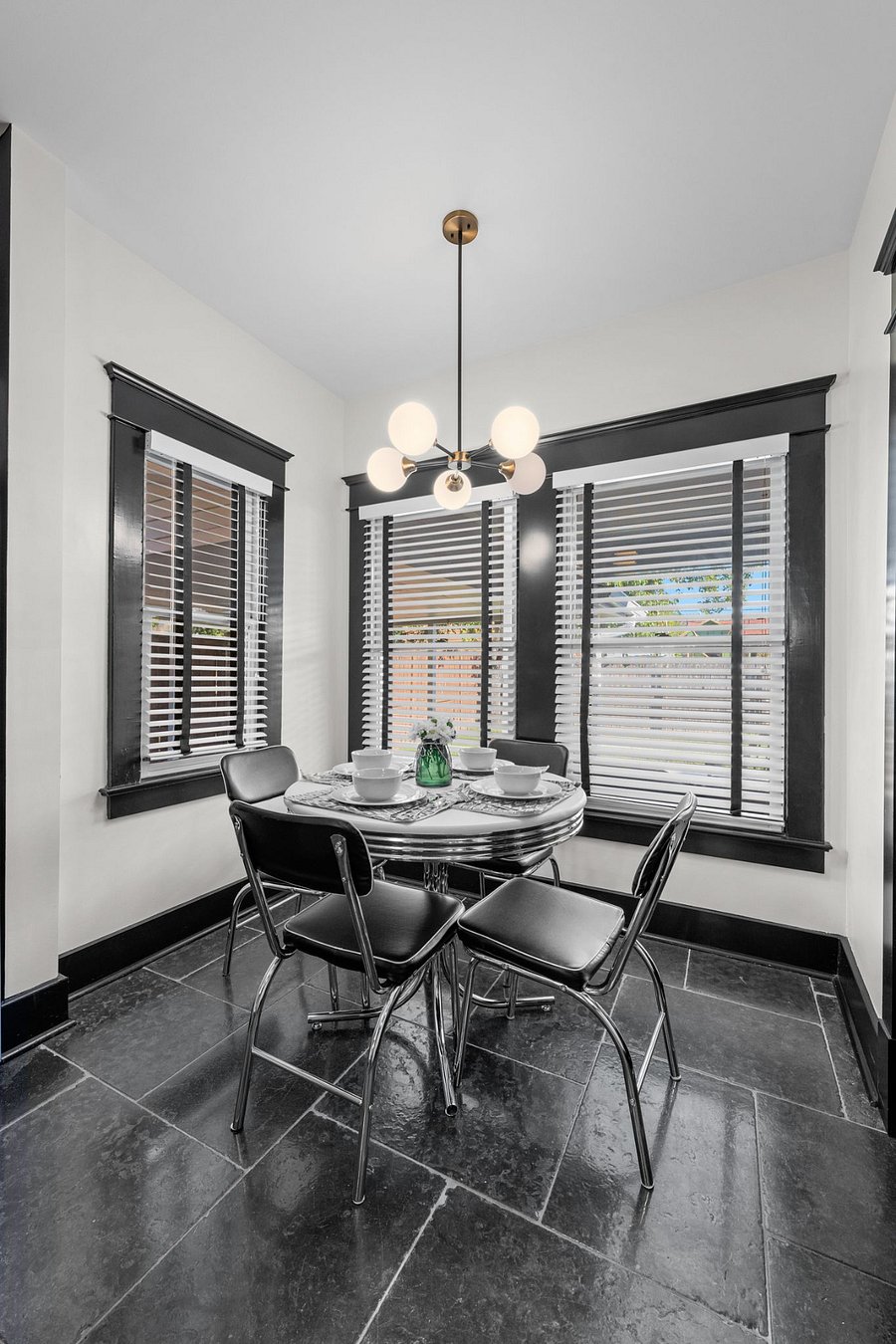 Furnished Finder property 1002776_1 photo 12