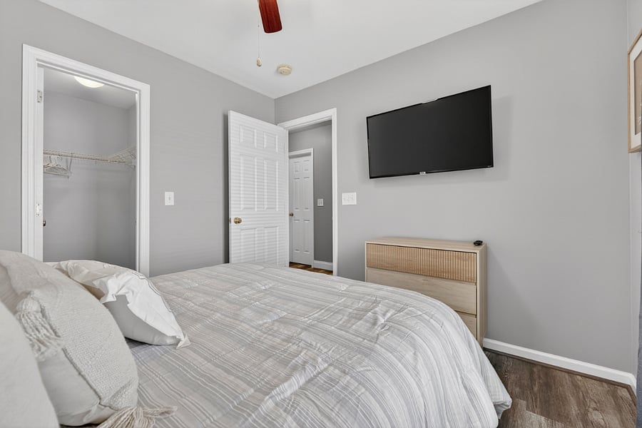 Furnished Finder property 1002796_1 photo 9
