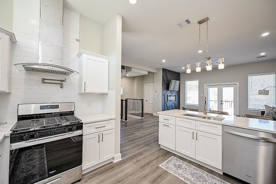 Furnished Finder property 1002800_1 photo 6