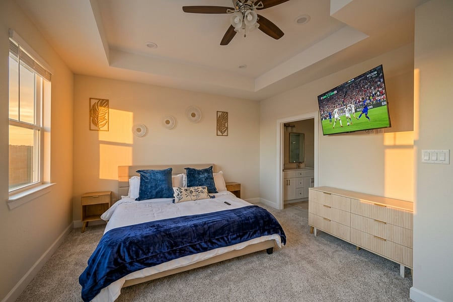 Furnished Finder property 1002800_1 photo 12