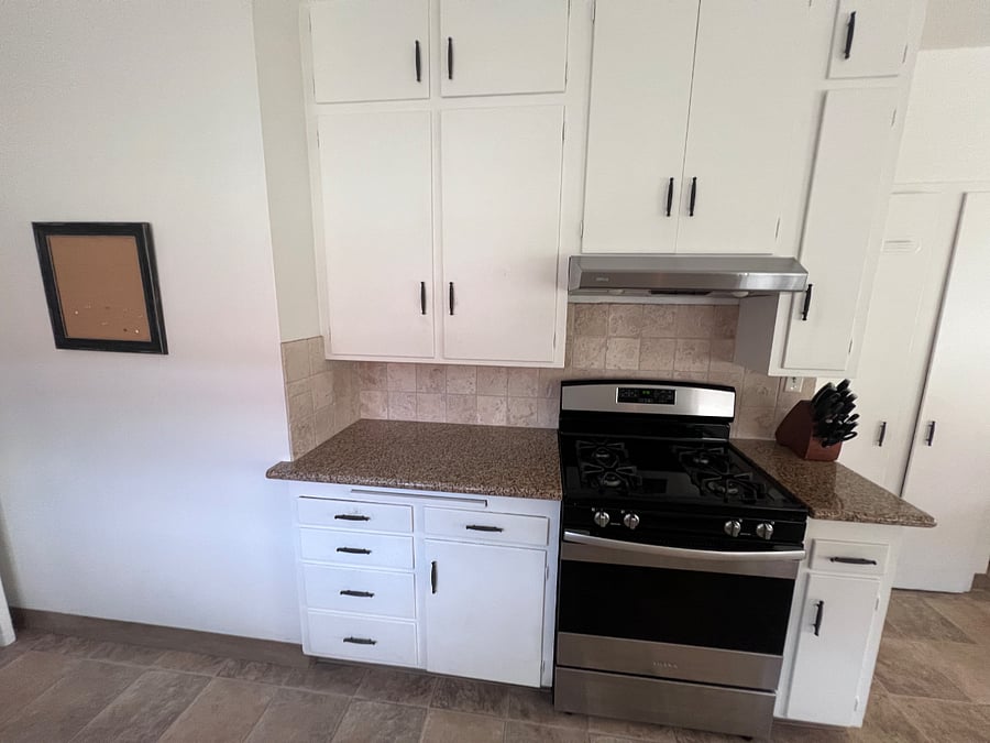Furnished Finder property 1002831_1 photo 12