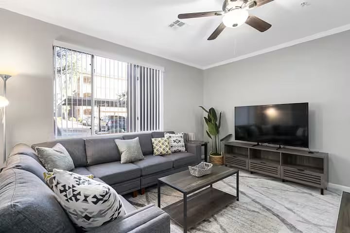 Furnished Finder property 1002850_1 photo 4