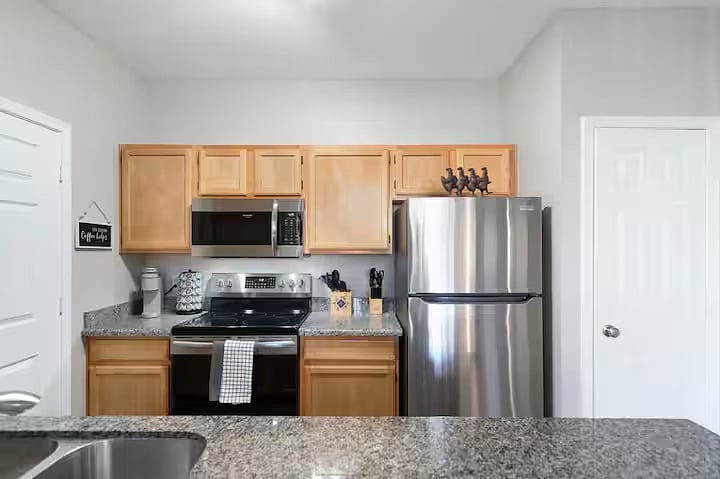 Furnished Finder property 1002850_1 photo 8