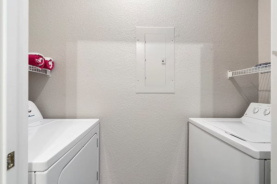 Furnished Finder property 1002850_1 photo 17