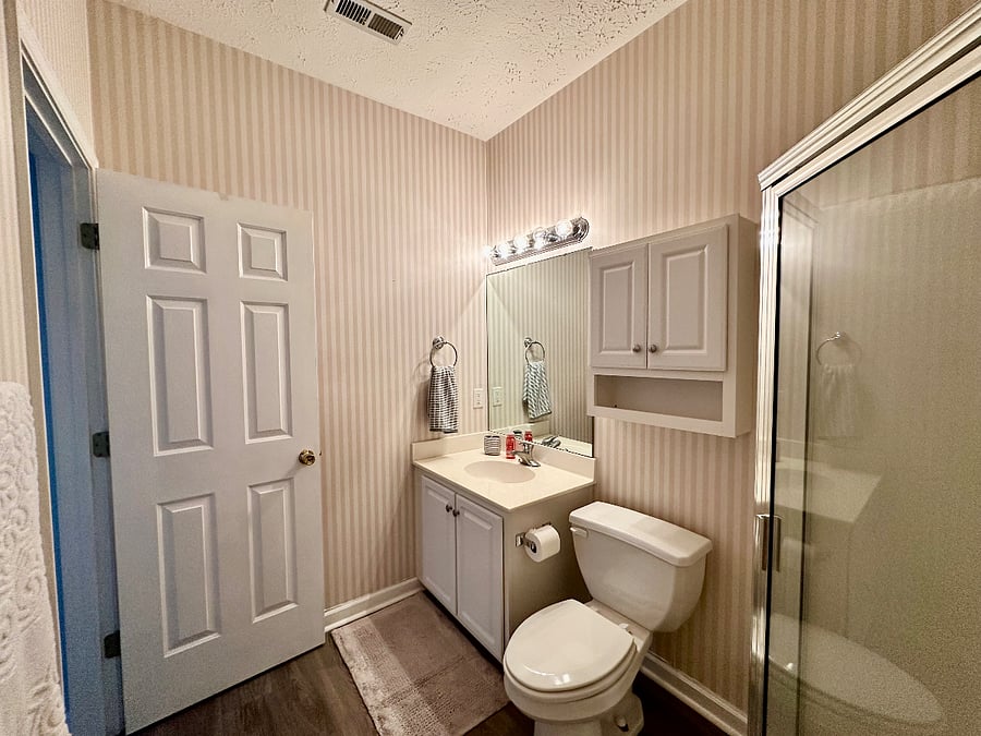 Furnished Finder property 1002855_1 photo 13